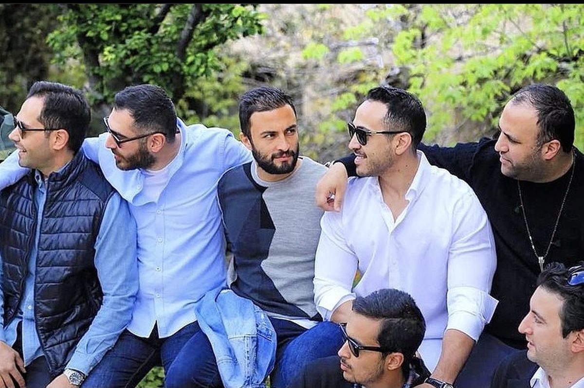 امیر جدیدی در جمع دوستانش + عکس