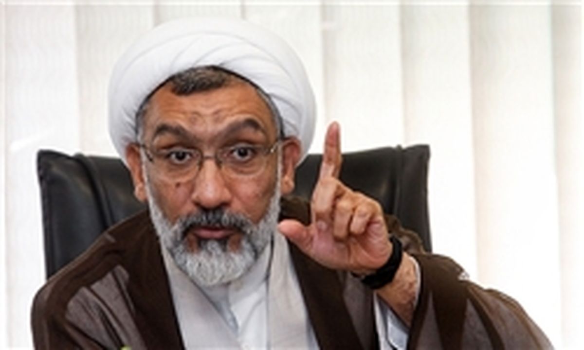 پور محمدی: روحانی در دایره اصولگرایان است