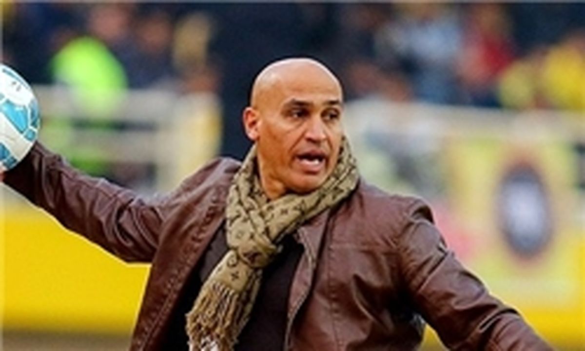  منصوریان: شرطی برای رحمتی نگذاشتیم و او می‌ماند 