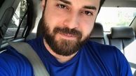 سلفی آقای خواننده در ماشینش + عکس