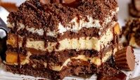 طرز تهیه کیک یخچالی با موز و گردو فوری و خوشمزه