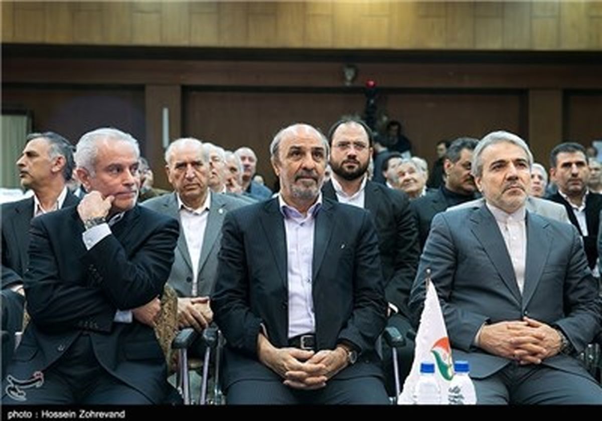 با کشتی قهر نیستم؛ امیدوارم مشکل فوتبال هم حل شود