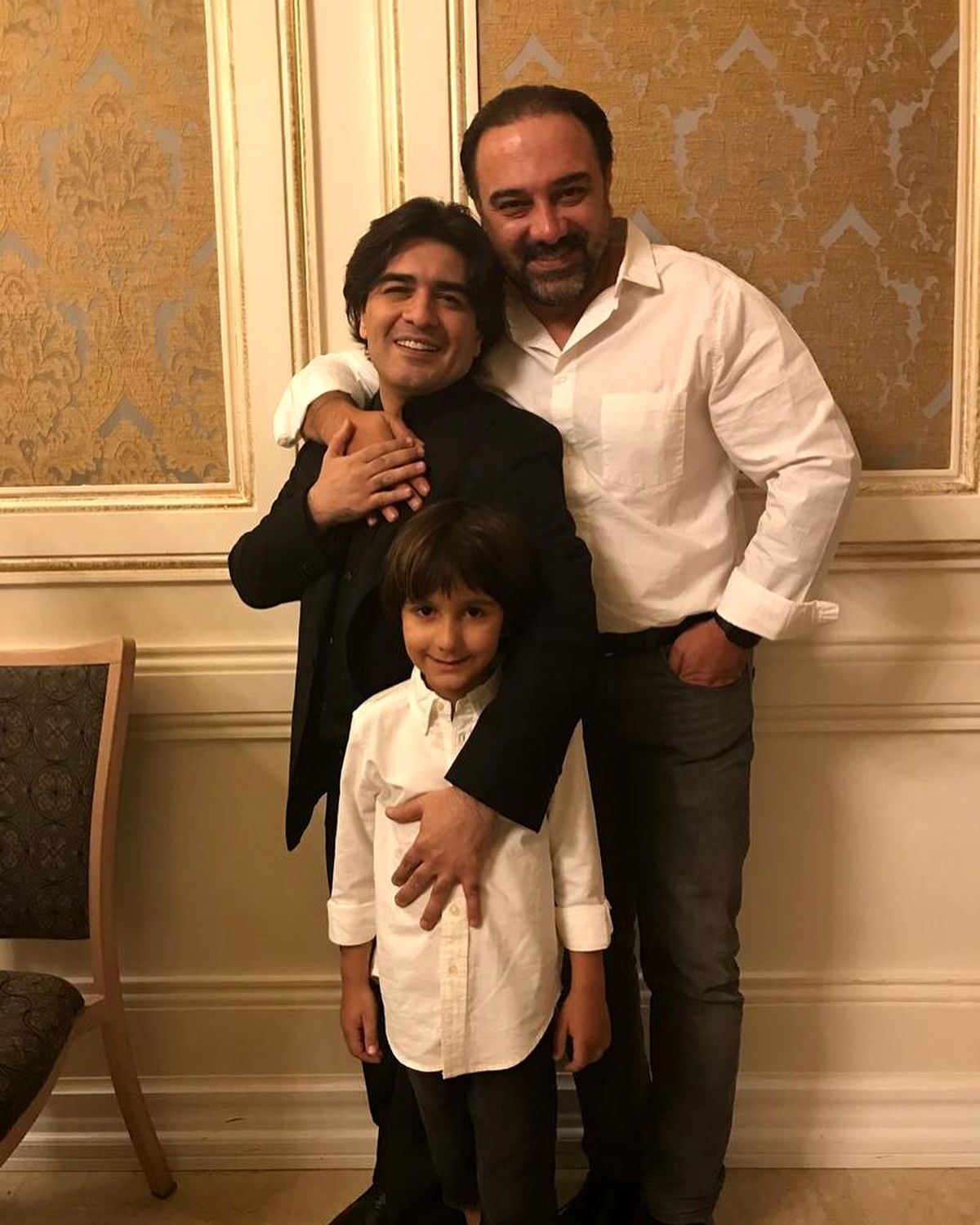 برزو ارجمند و پسرش در کنار پیانیست سرشناس+عکس