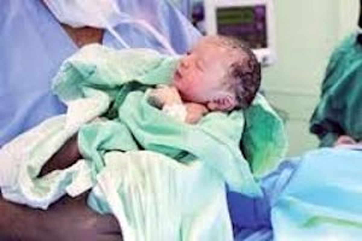 تولد نوزاد سالم از مادر مبتلا به کرونا در ساوه
