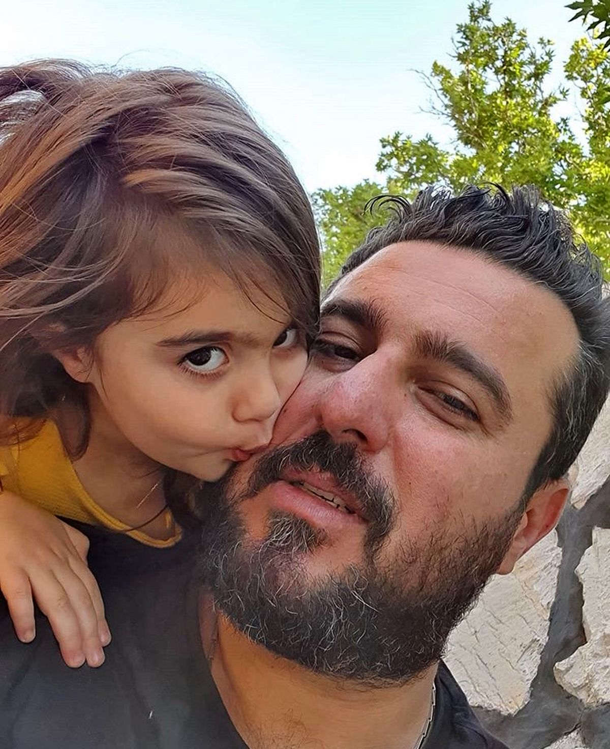 عاشقانه های محسن‌کیایی با دخترش + عکس