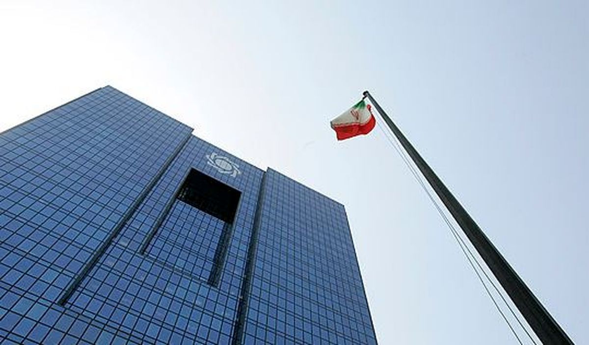 سیاست حاشیه ساز برای برج لاجوردی
