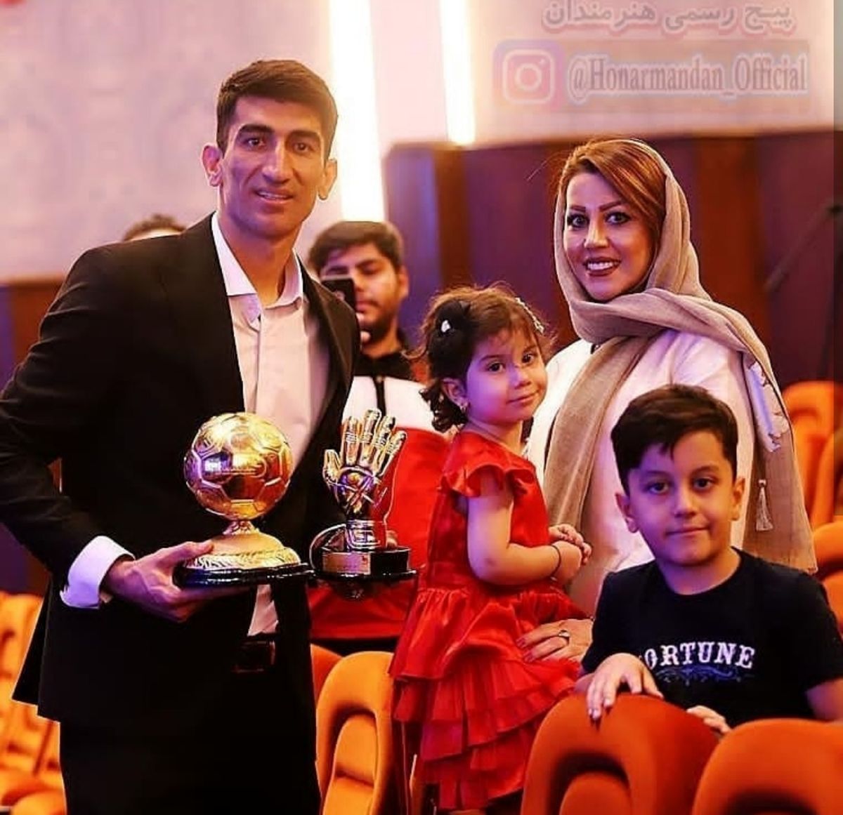 تیپ مجلسی علیرضا بیرانوند و همسرش+عکس