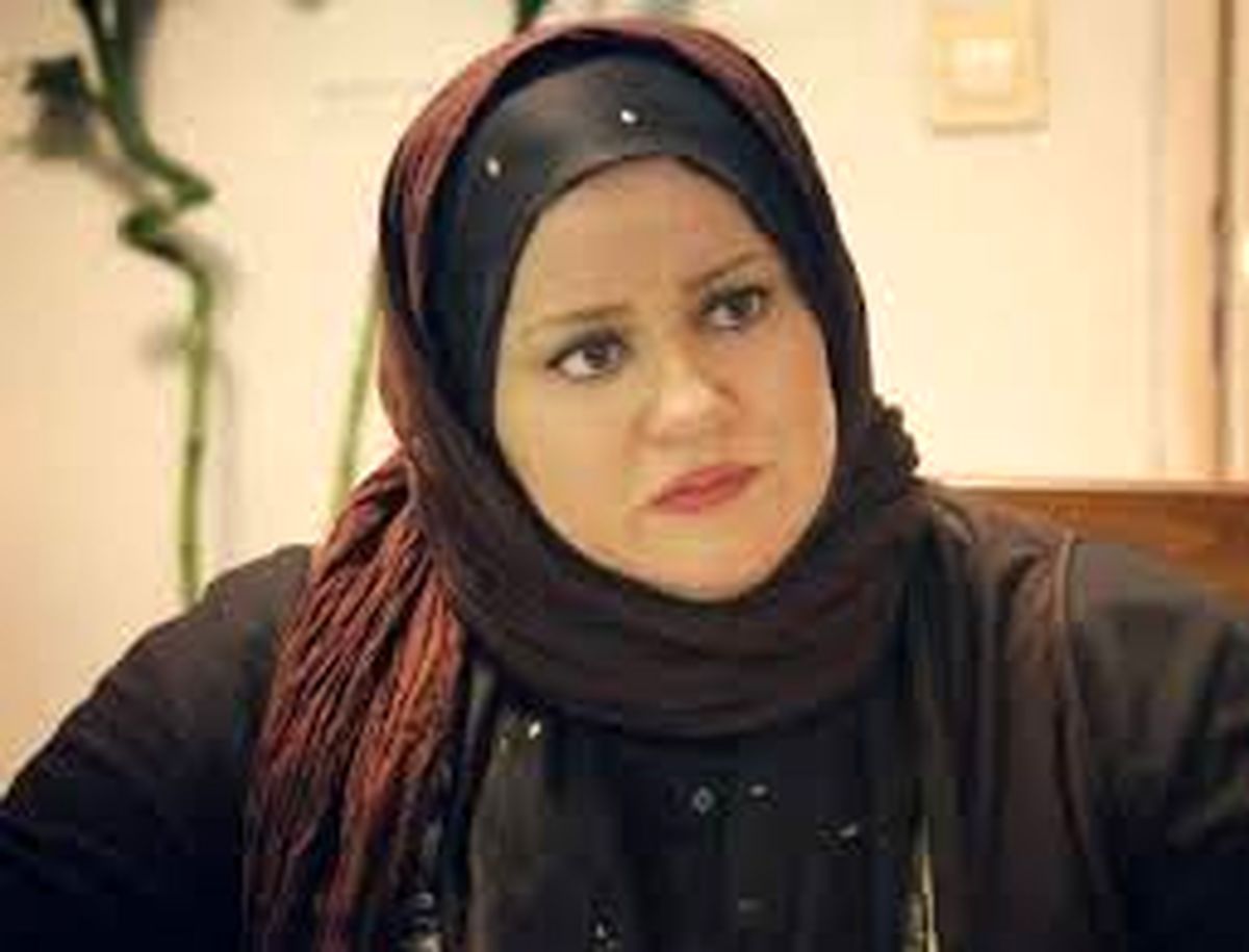 نعیمه نظام دوست در کنار عشقش