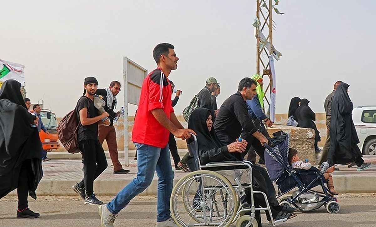  انتقال ۴۵ زائر بیمار از عراق به مرز مهران