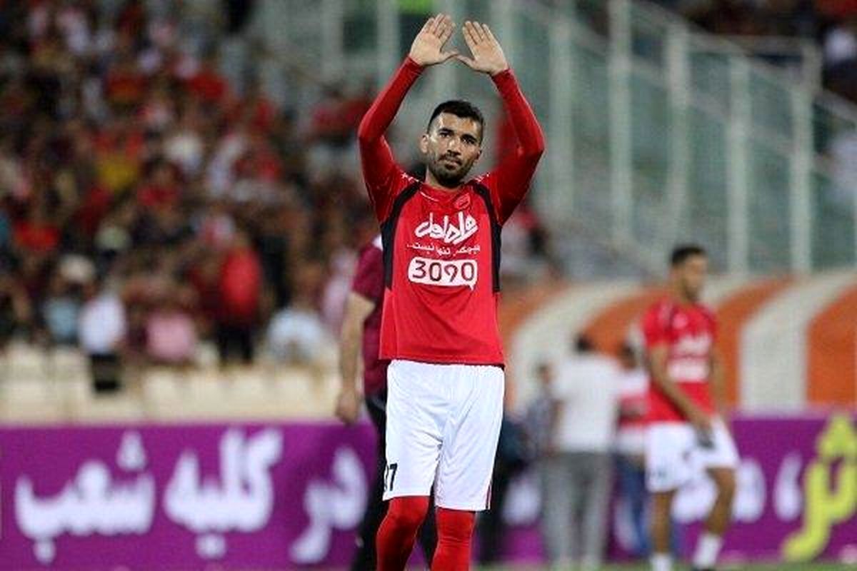 مسلمان در رختکن داد و بیدا کرده بود؟!