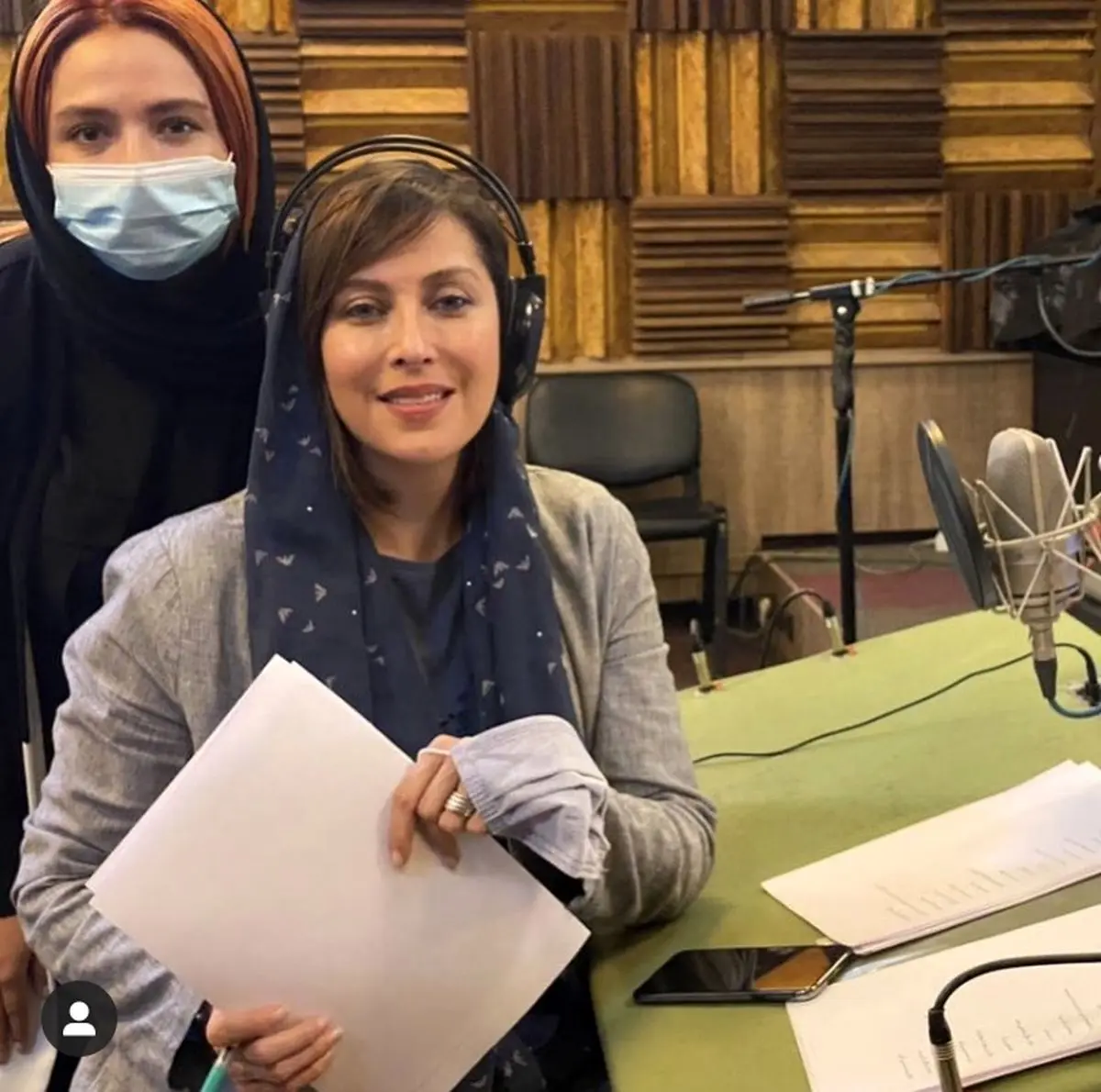 گویندگی مهتاب کرامتی + عکس