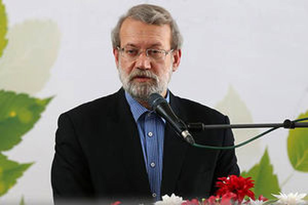 
لاریجانی: سپاه پاسداران محل اتکایی برای کشور است
