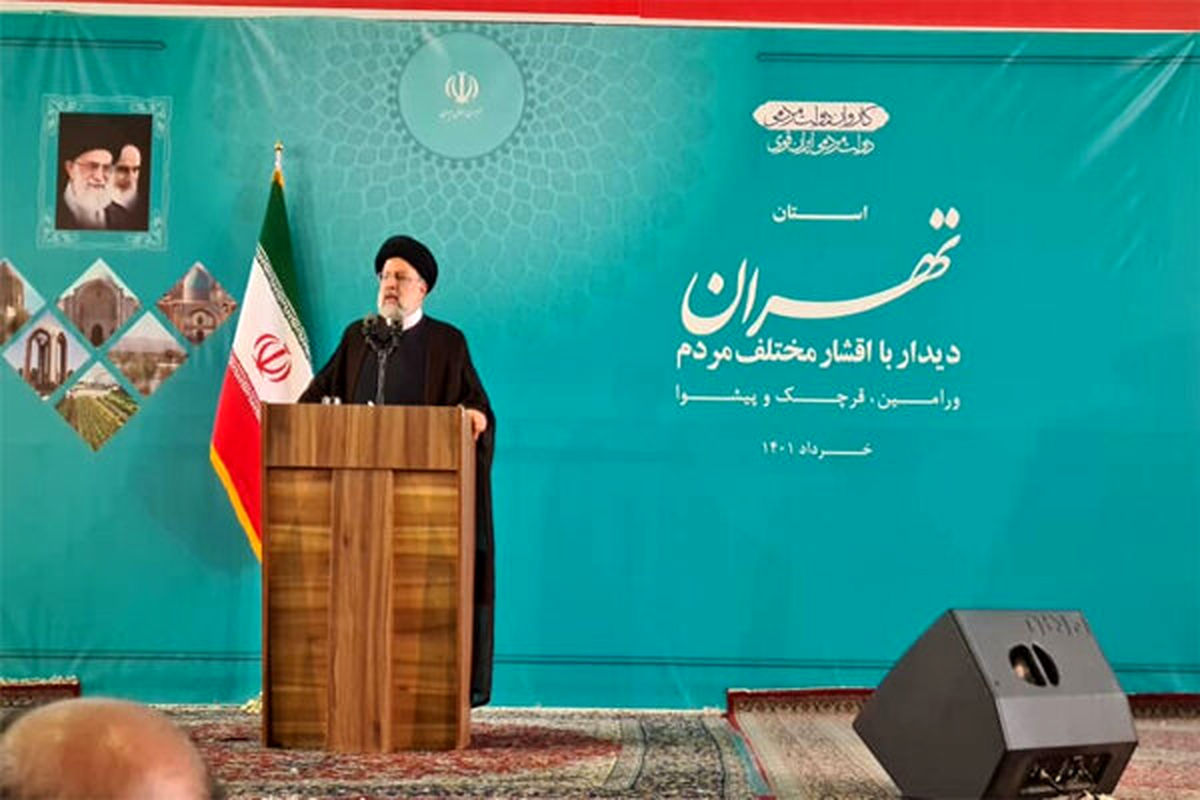 دولت گرفتار حاشیه ها نمی شود / هدف گذاری رشداقتصادی ۸ درصدی در کشور