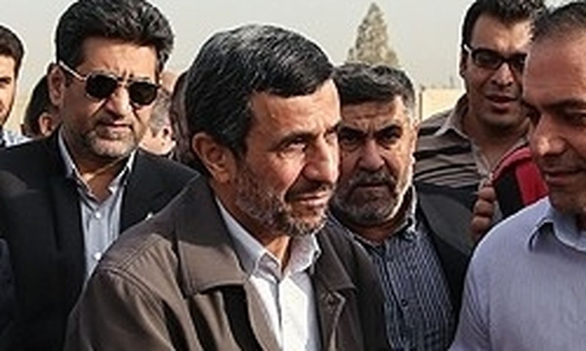 تکذیب ارتباط اعضای دولت نهم و دهم باهیئت حاکمه آمریکا