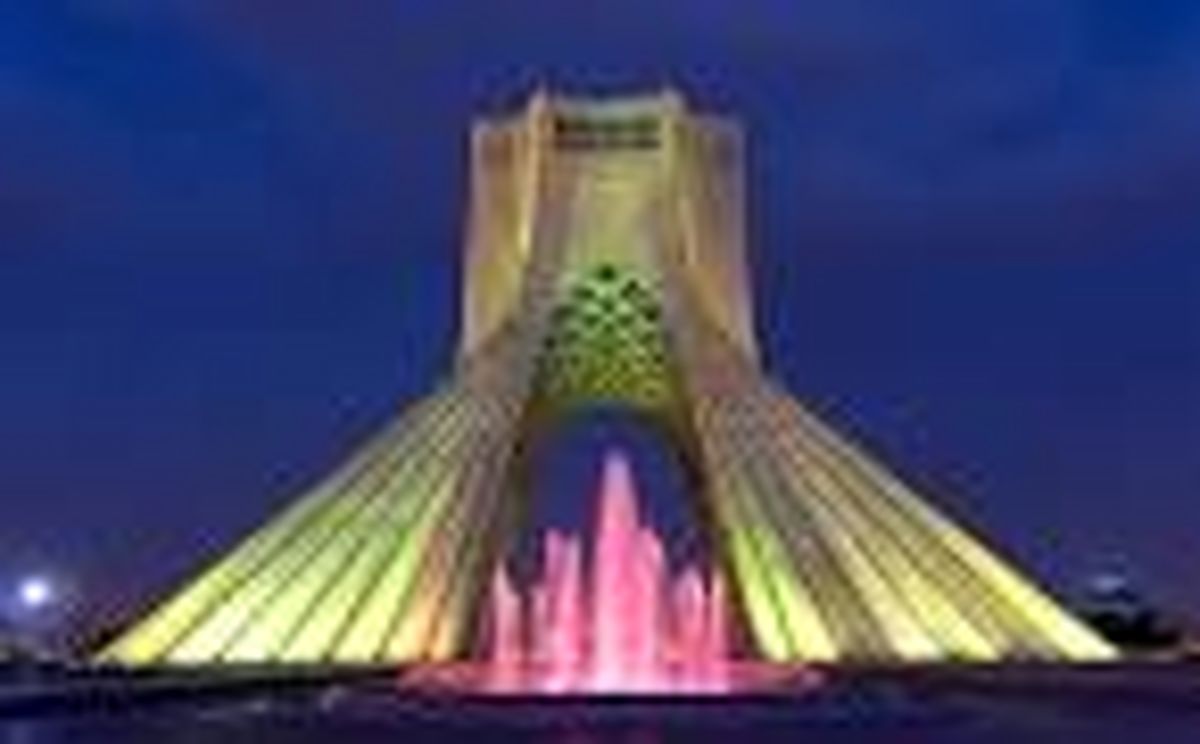 اداره برج آزادی به صورت هیات امنایی/هشدار در خصوص زنان کارتن خواب