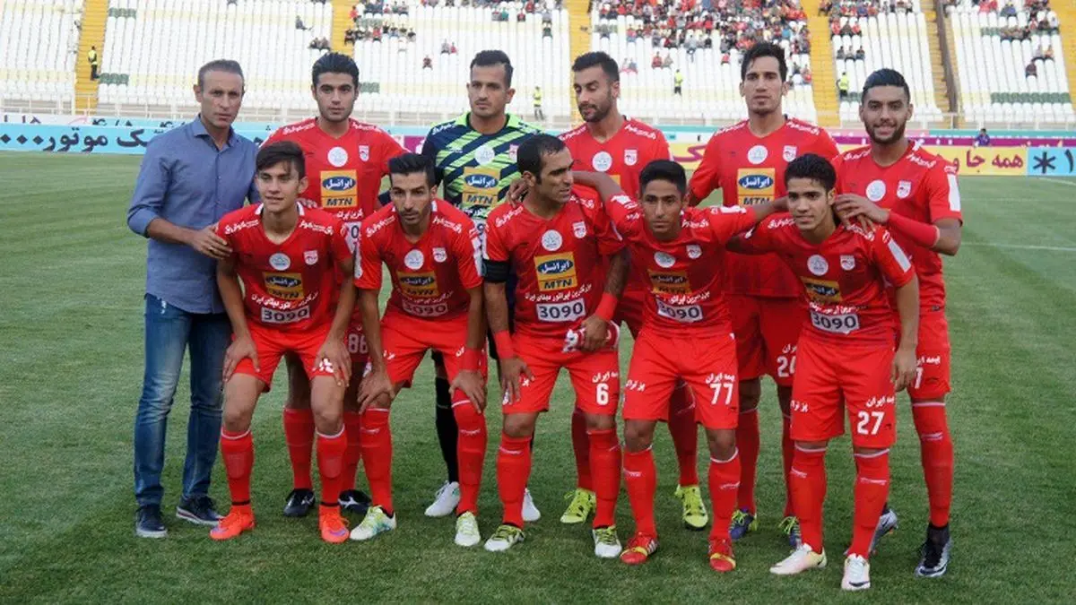 گل محمدی عکس تیمی تراکتور را به هم ریخت (عکس)