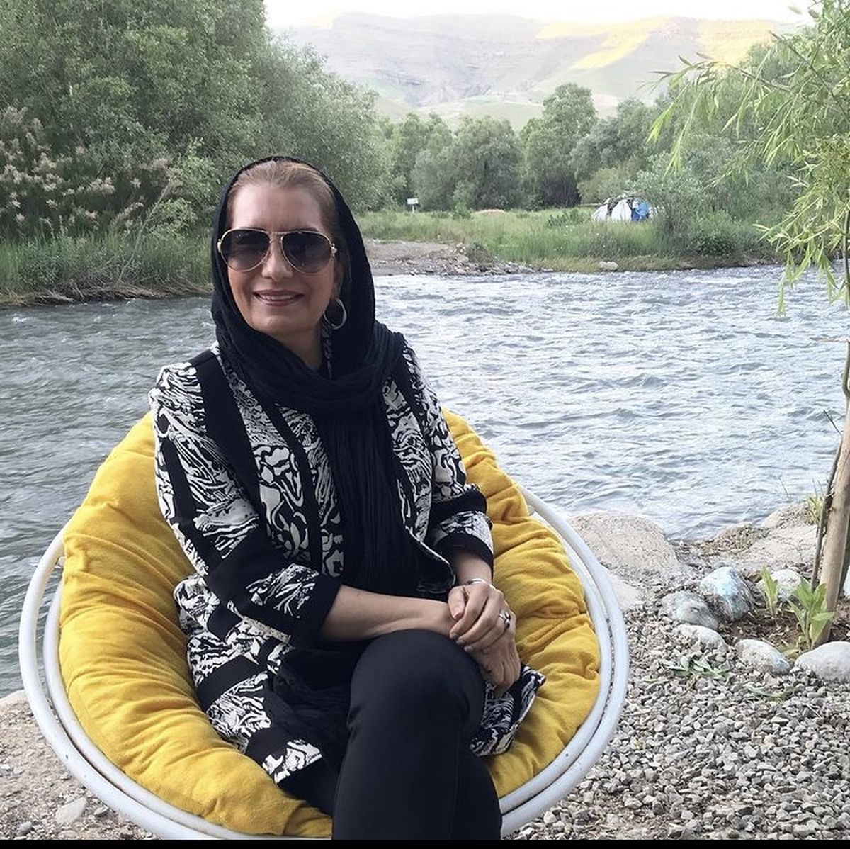 فریبا کوثری در کنار رودخانه + عکس