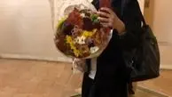 دسته گل زیبا و خاص آنا نعمتی + عکس