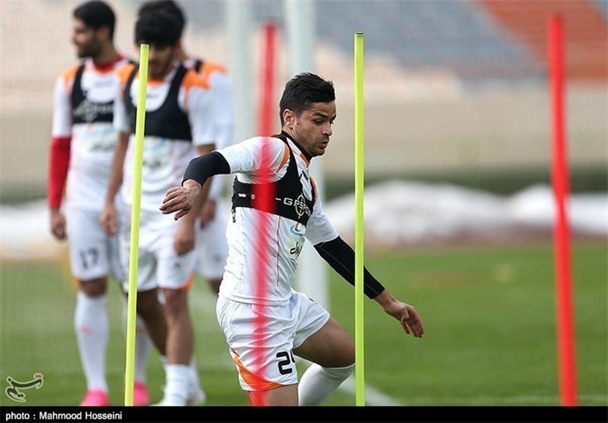 دو بازیکن پرسپولیس بازی بعد را از دست دادند