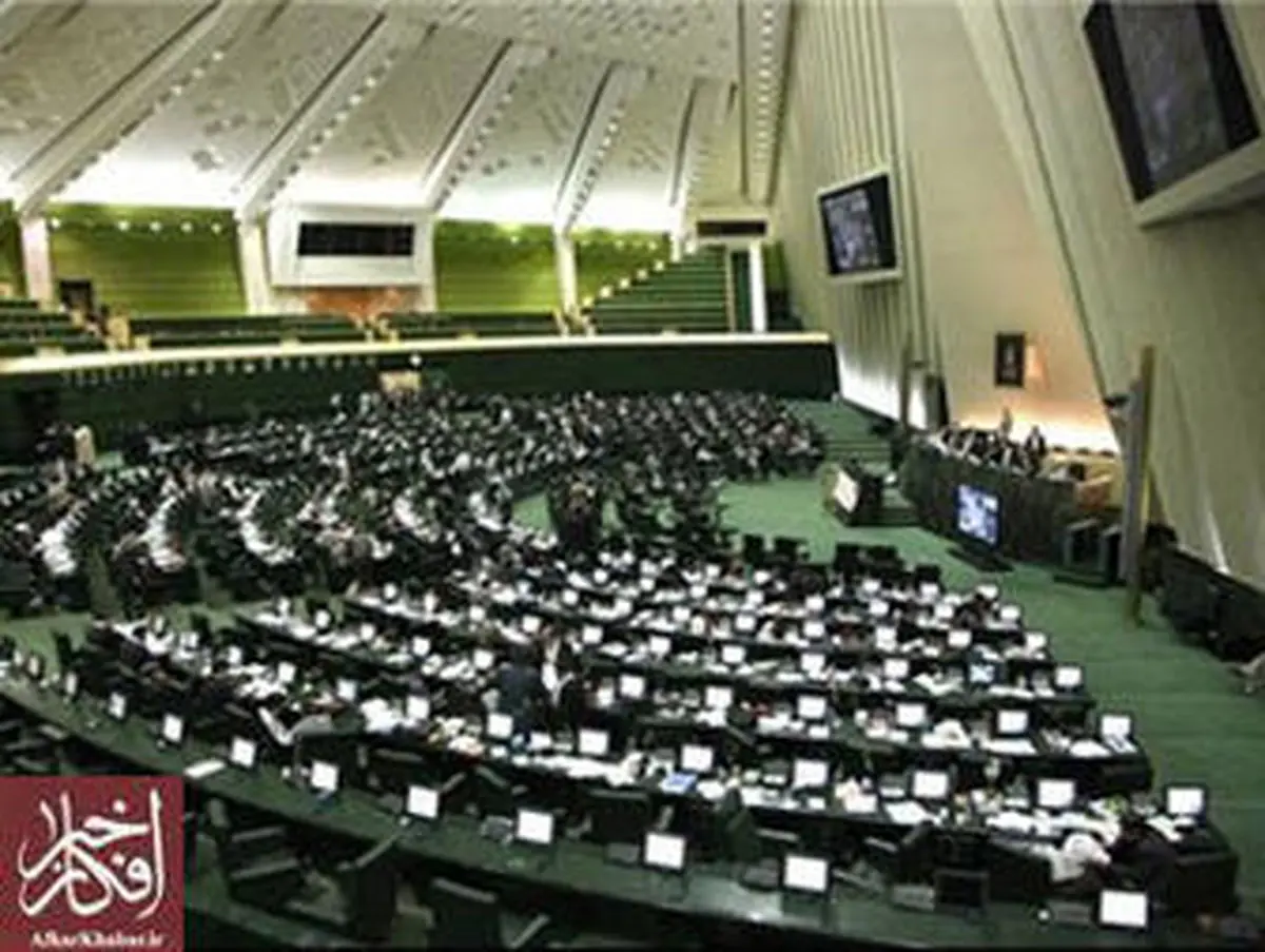 وکیل‌الدوله‌ها کرکره مجلس را پایین می‌کشند