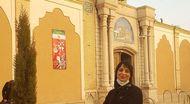 روشنک عجمیان در خیابان های تاریخی + عکس