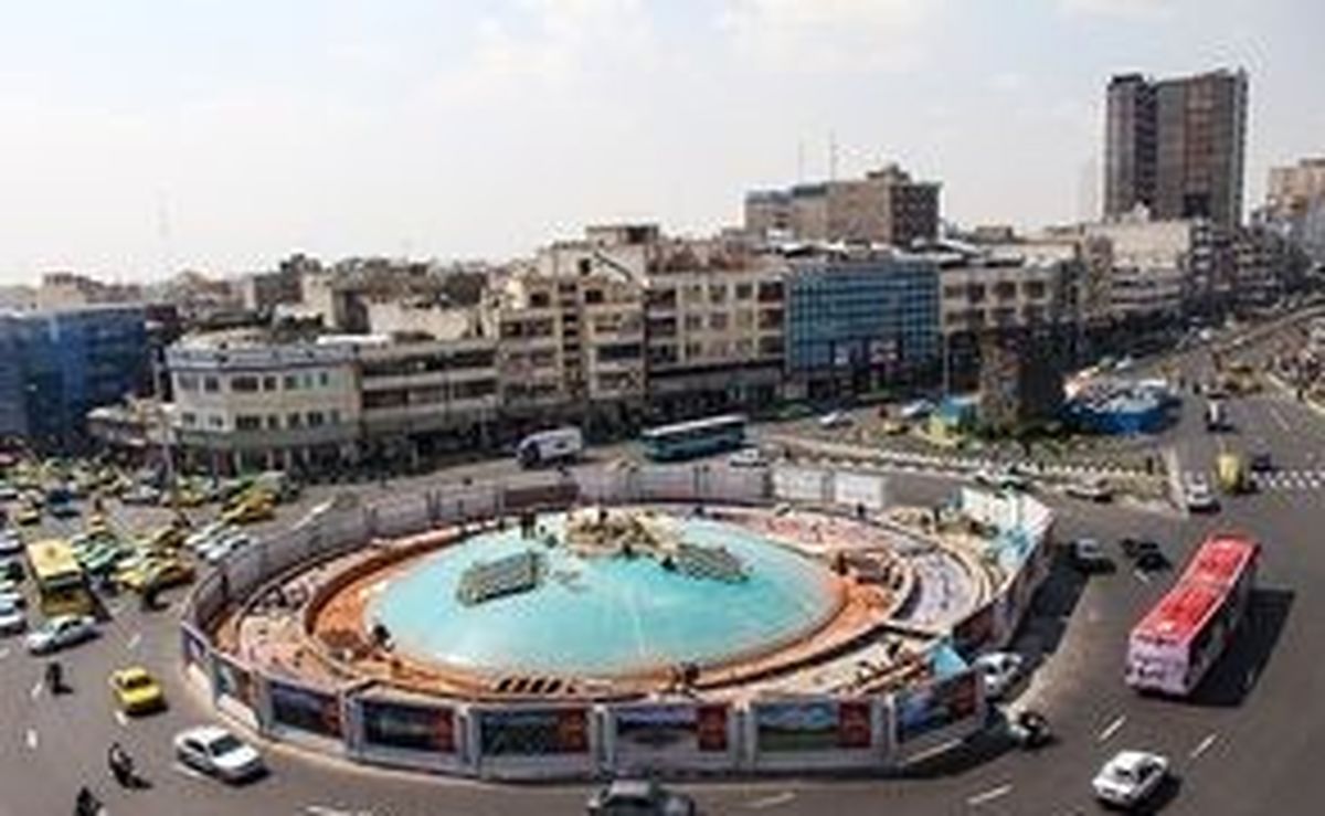 گزارشی از فروش مدرک تحصیلی در خیابان انقلاب