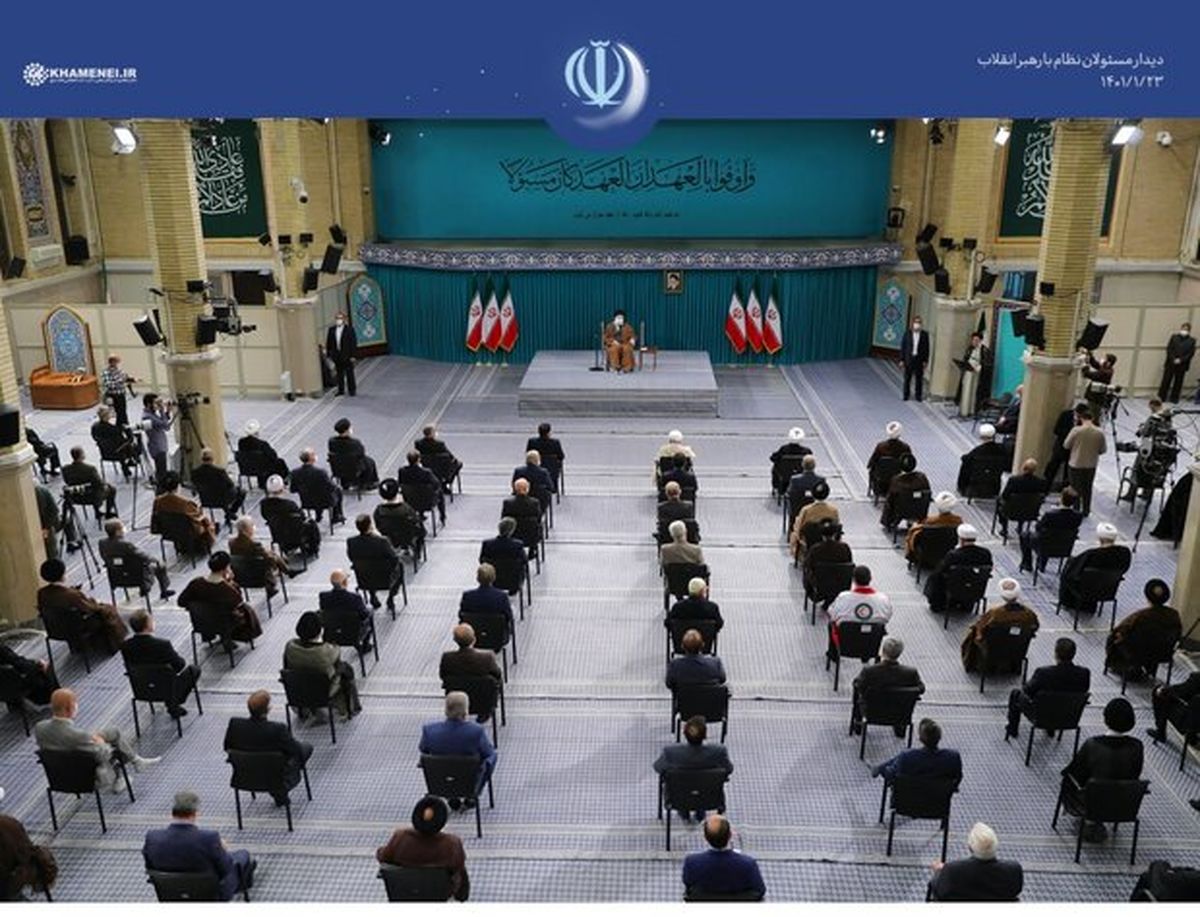 سران قوا و جمعی از کارگزاران نظام با رهبر معظم انقلاب دیدار کردند