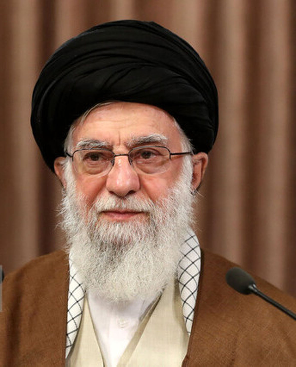 پیام تشکر رهبر معظم انقلاب از پرسنل نفتکش‌های اعزامی به ونزوئلا
