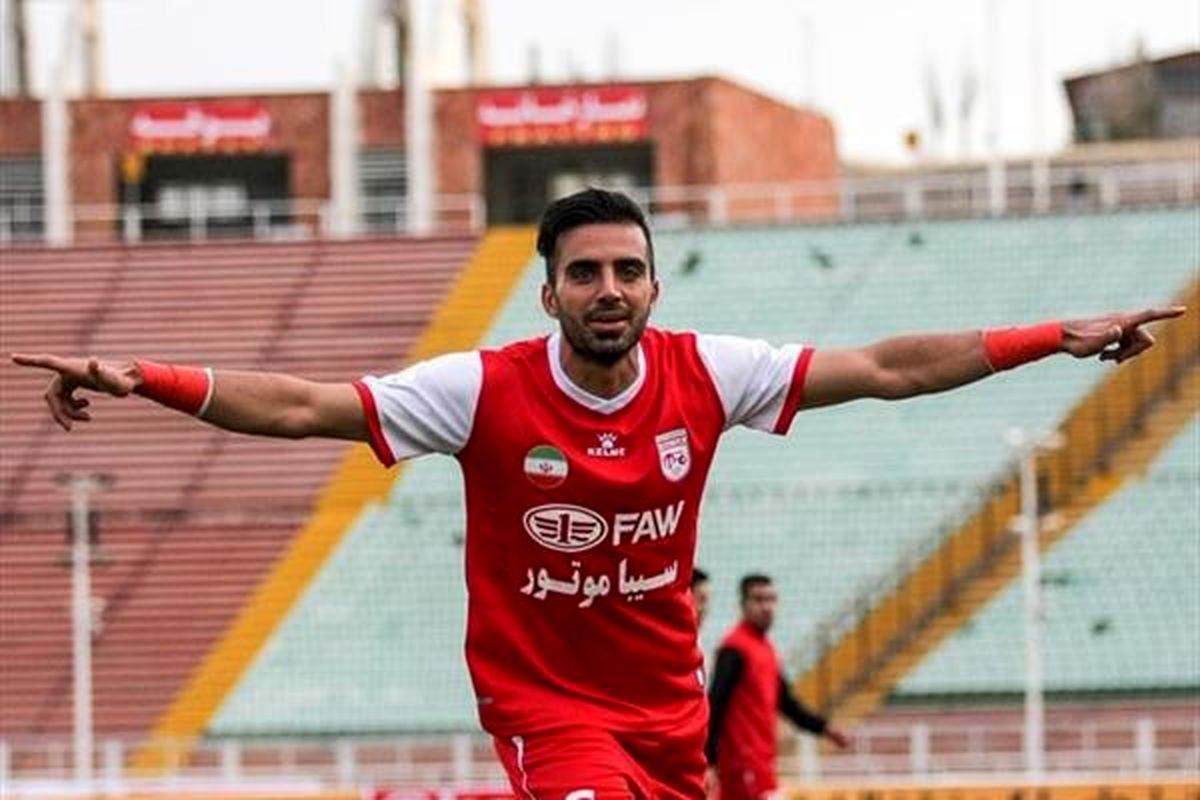 هافبک دفاعی تراکتورسازی دیدار مقابل پرسپولیس را از دست داد