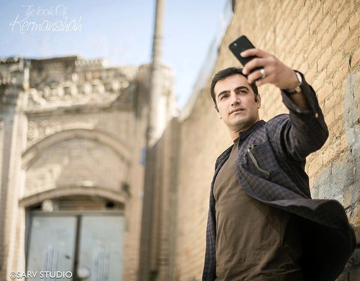 سلفی آقای بازیگر یا بنایی تاریخی + عکس