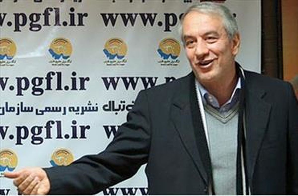 احمدی‌نژاد برای برکناری دایی تماس نگرفت