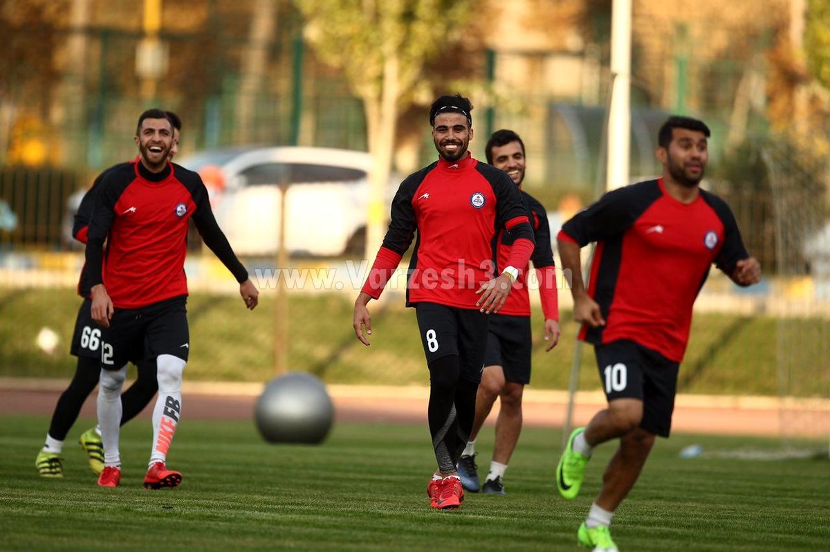 خوشحال و شاد و خندانیم(عکس)