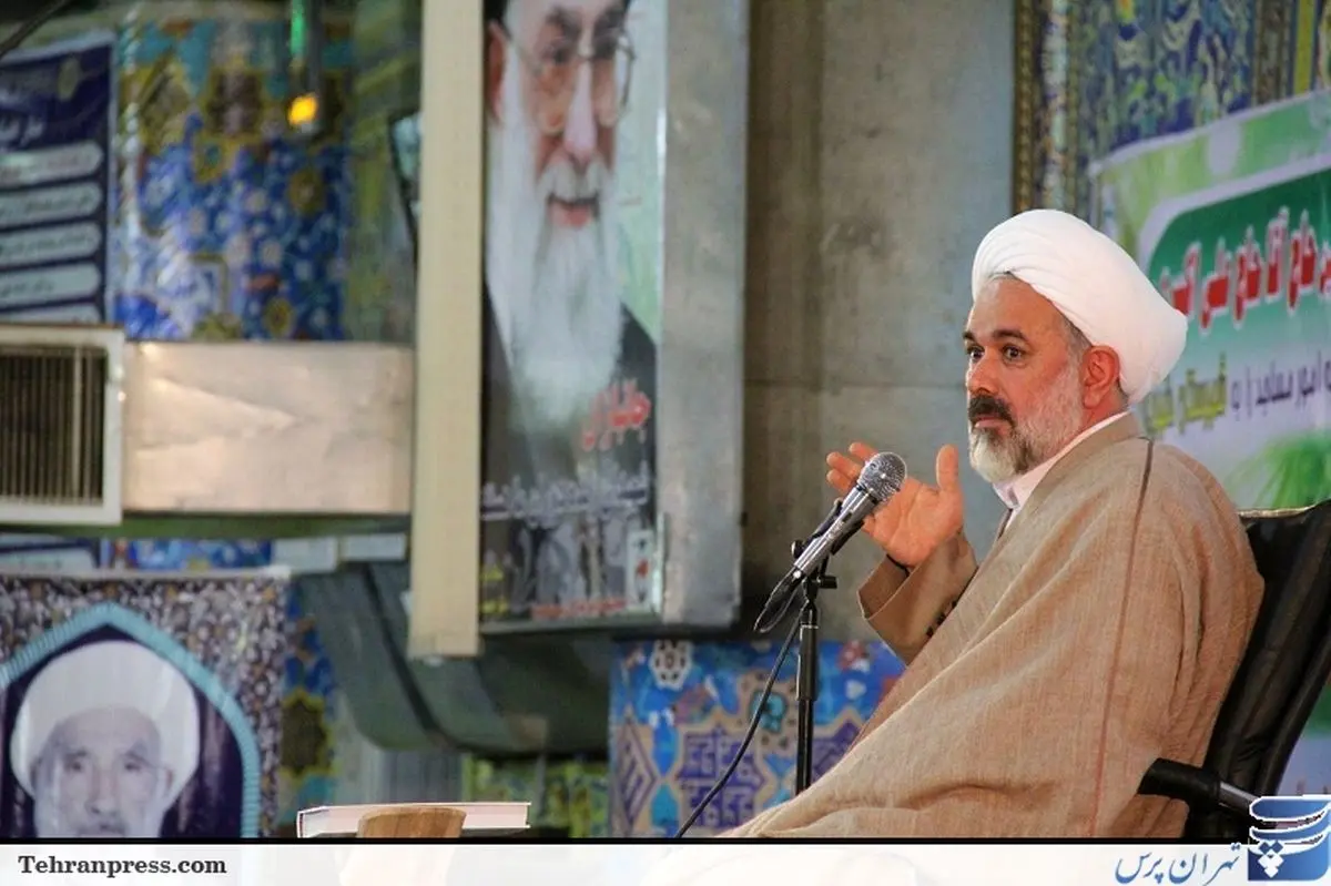 آیین گرامیداشت خدمات حجت الاسلام و المسلمین ثمری برگزار شد +عکس