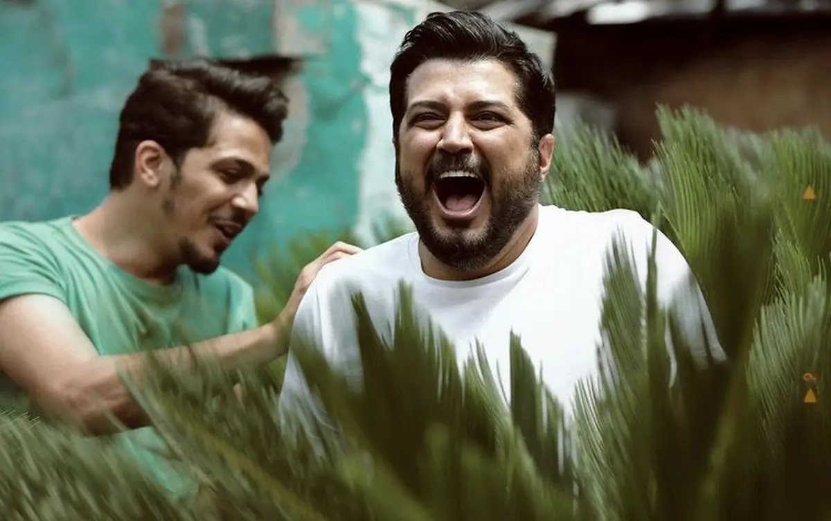 گیر افتادن آقای بازیگر در میان گیاهان + عکس