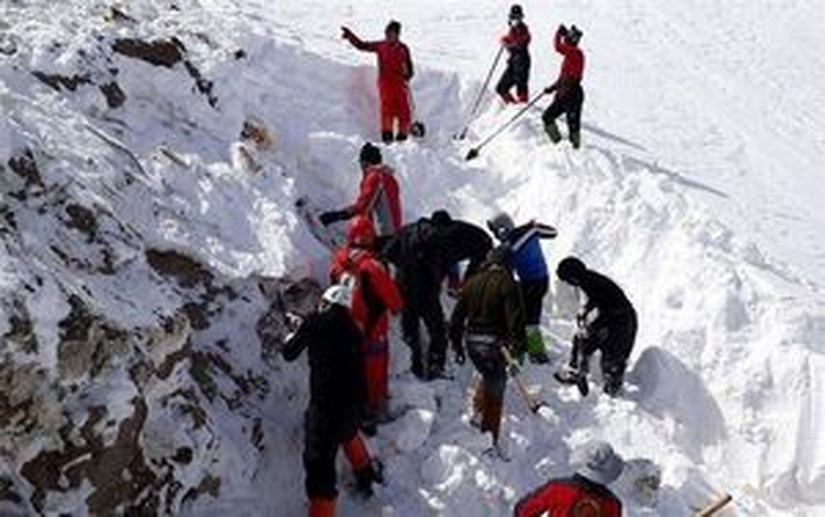 کشف پیکر خلبان و کمک خلبان حادثه سقوط هواپیما
