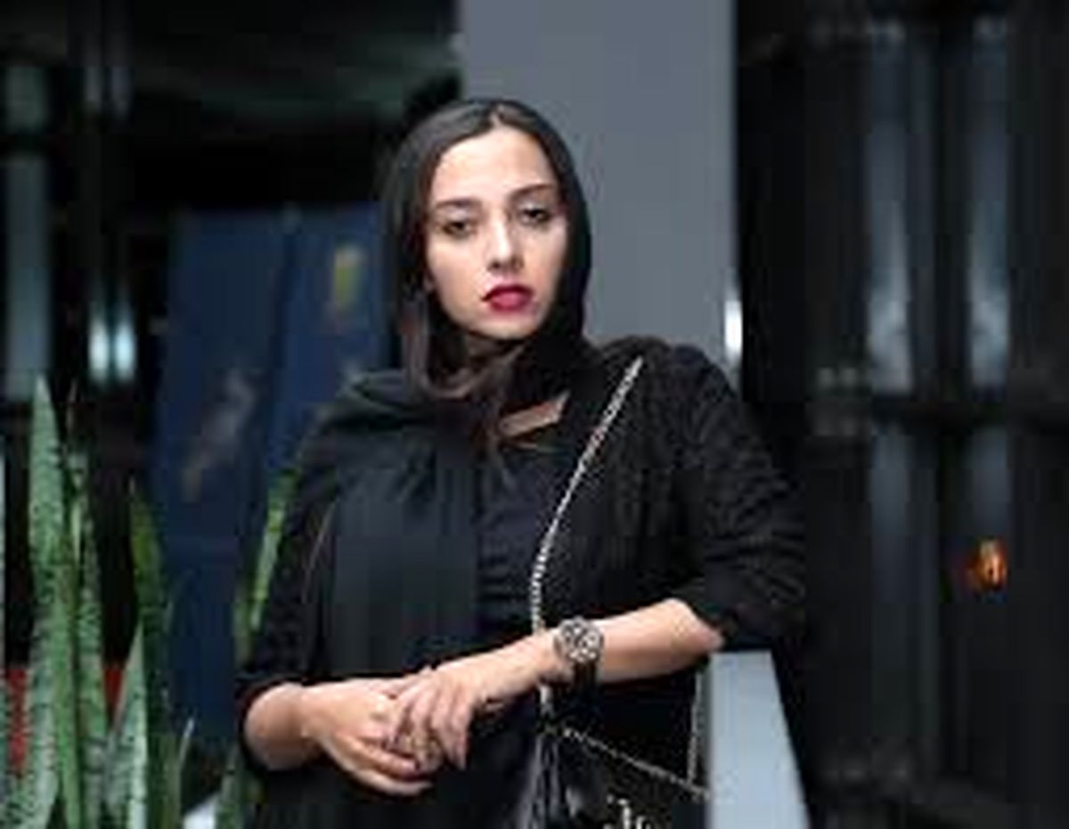 آناهیتا درگاهی در چشم و گوشه بسته /عکس