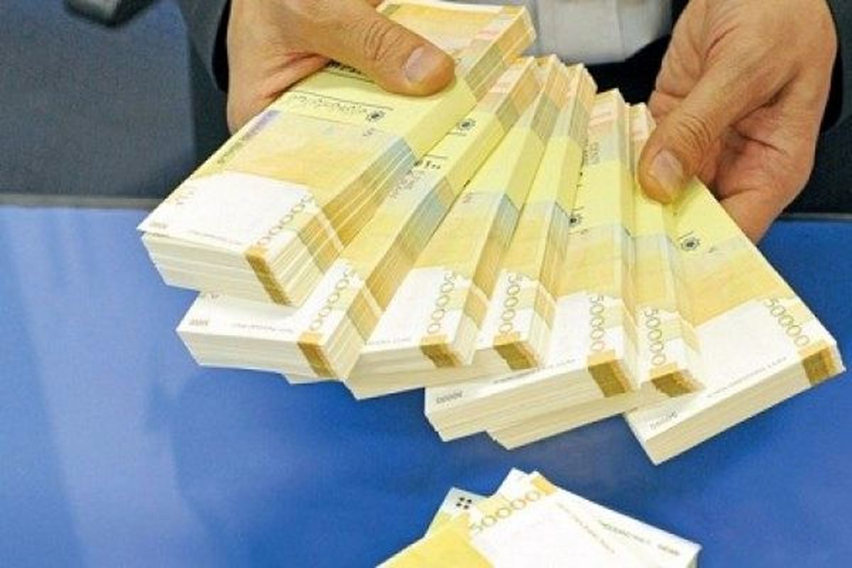متوسط حقوق کارمندان دولت چقدر است؟