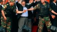 مرسی اعتصاب غذا می‌کند