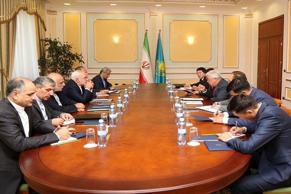 ظریف با وزیر خارجه قزاقستان دیدار کرد
