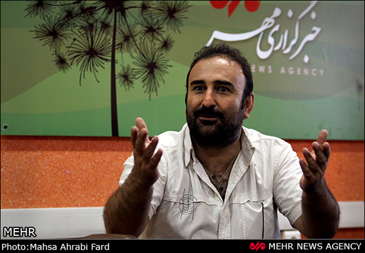 مهران احمدی بهتر است یا چارلی چاپلین