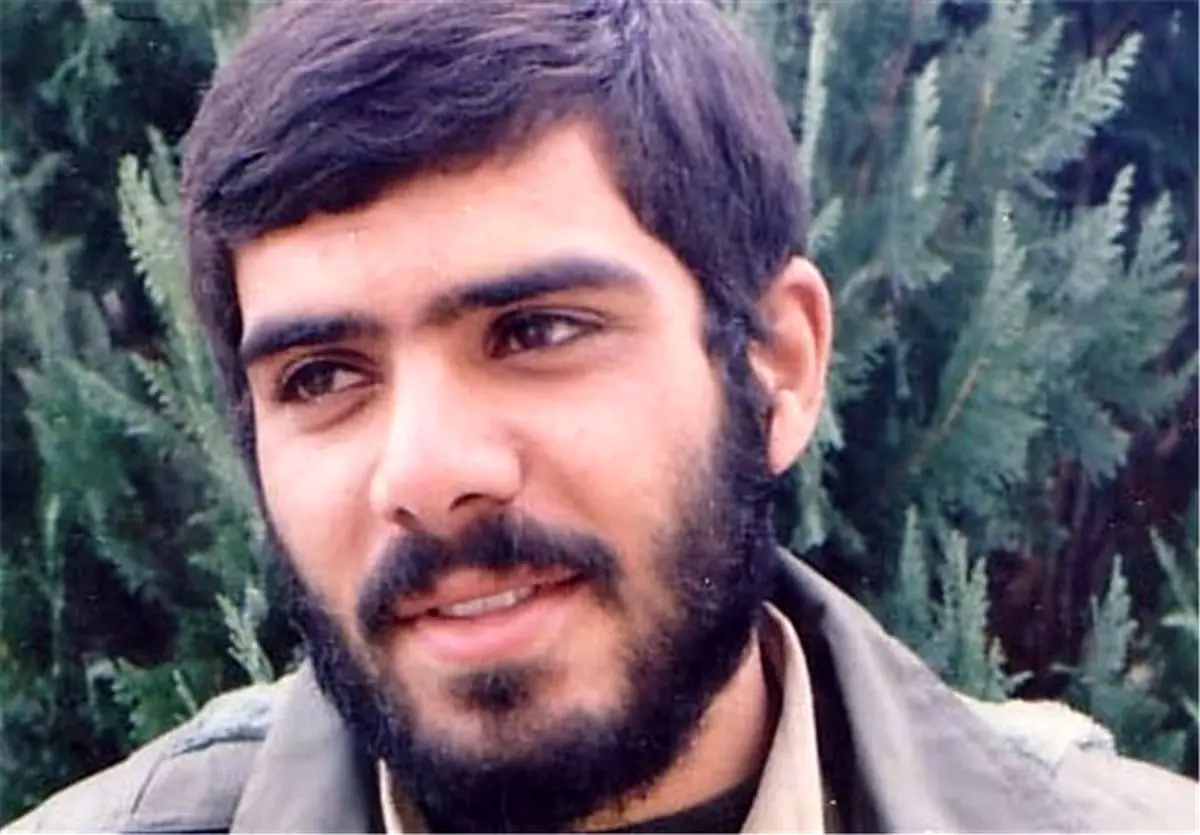 زندگی‌نامه شهید "تورجی‌زاده در کتاب "در انتظار پدر" به چاپ می‌رسد