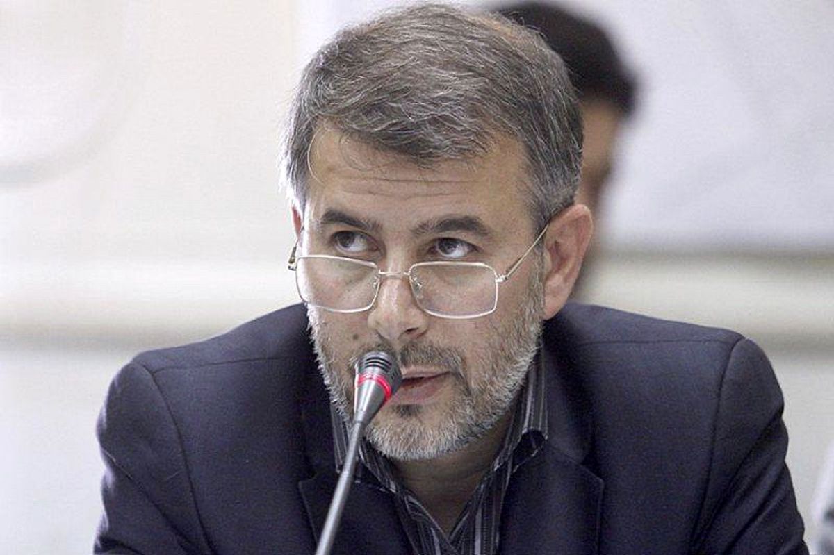برنامه شهرداری برای ساماندهی دستفروشان شب عید/درآمد 20 میلیون تومانی دستفروشان شب عید
