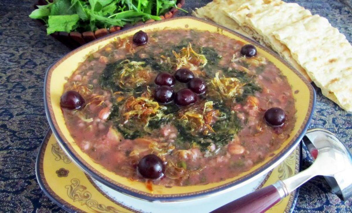 آشی خونساز و مفید برای زنان باردار