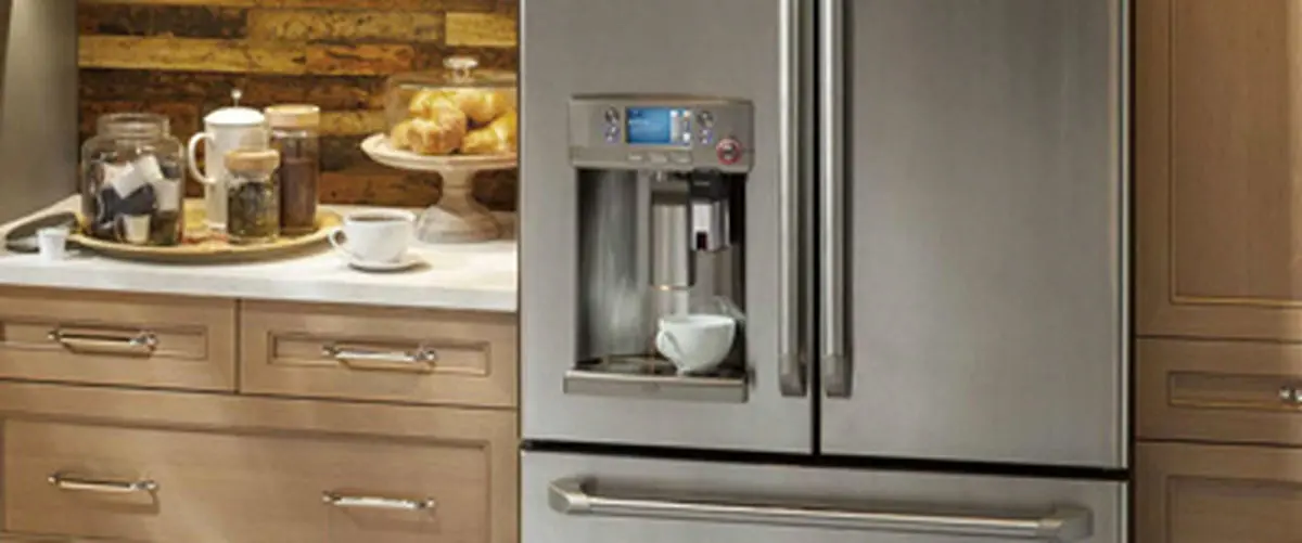 دلایل آب دادن یخچال