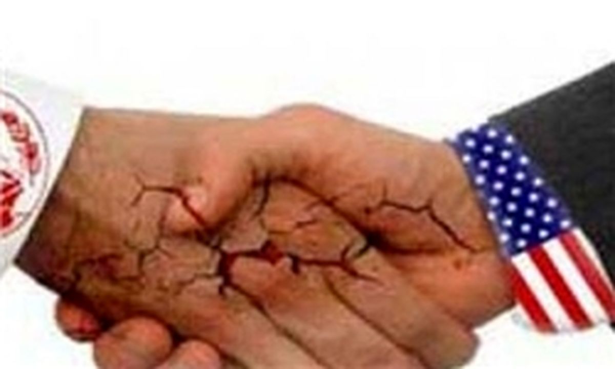 سخنرانی ضد ایرانی در گردهمایی تروریست‌های منافقین
