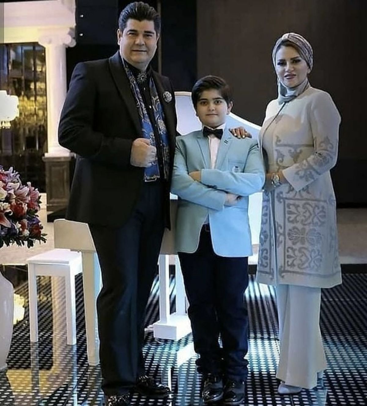 سالار عقیلی در کنار خانواده + عکس
