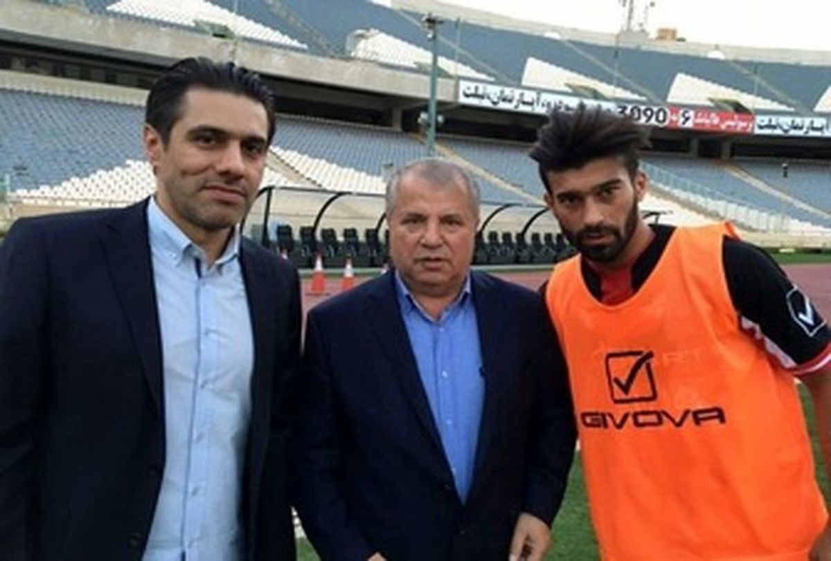 علی پروین برای حضور رضاییان در پرسپولیس پا پیش می گذارد+عکس 