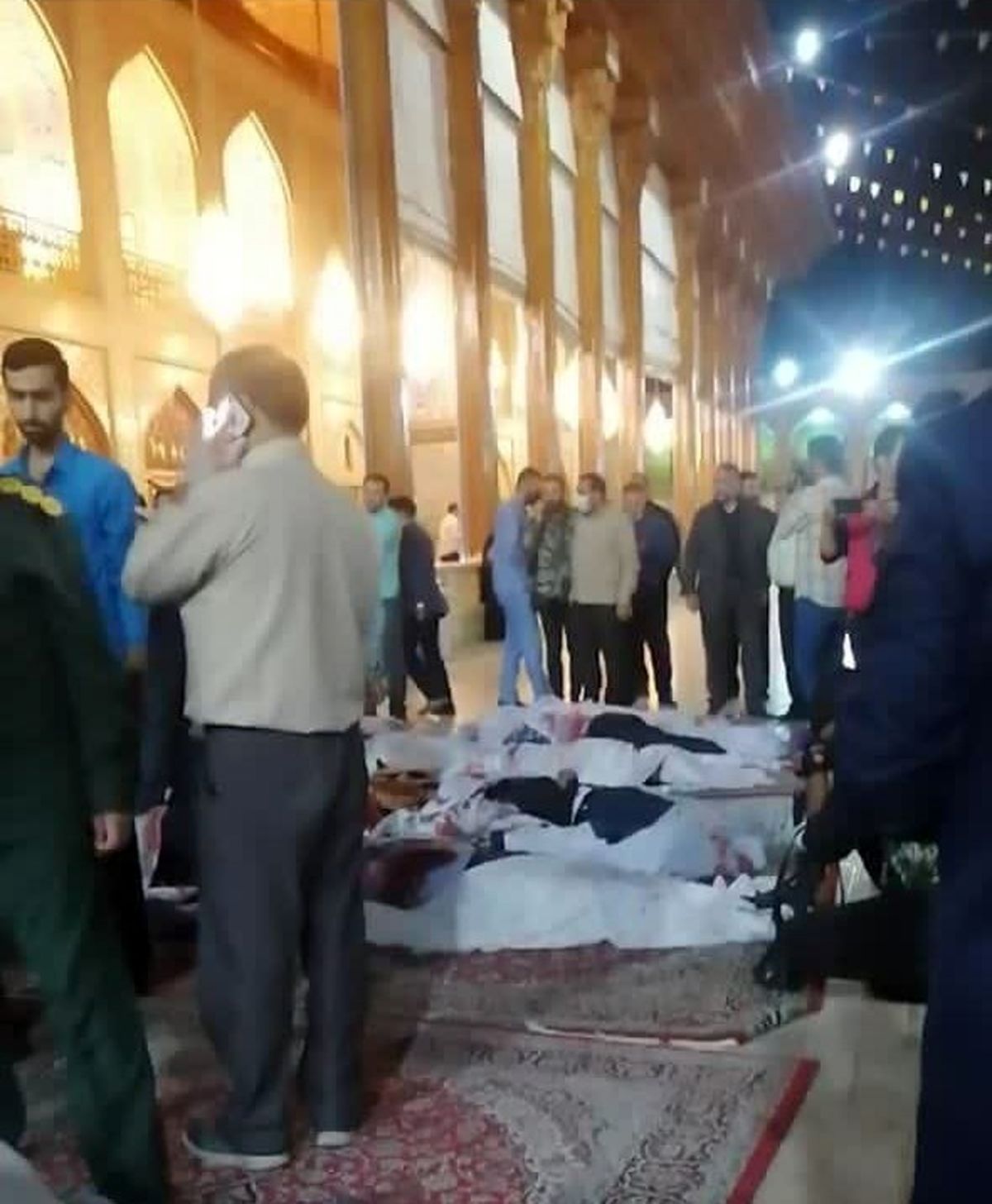 حمله تروریستی به زائران شاهچراغ / ۱۵ نفر شهید شدند / اعلام اسامی مجروحان