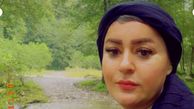 سلفی نعیمه نظام دوست در یک روستای سرسبز + عکس