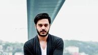 خواننده ترک برای تیم تراکتورسازی می‌خواند